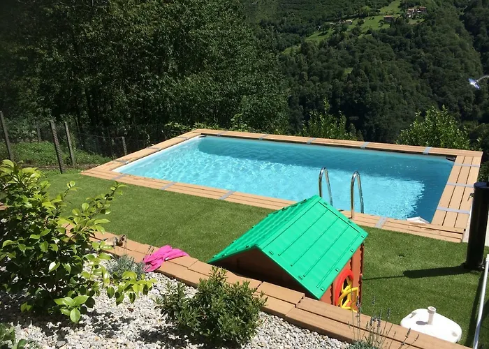 Con Piscina Garzeno