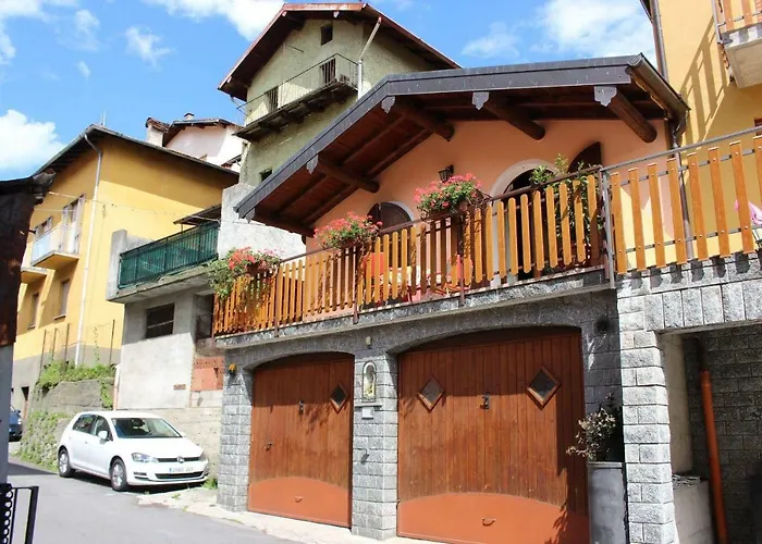 Con Piscina Holiday home Garzeno